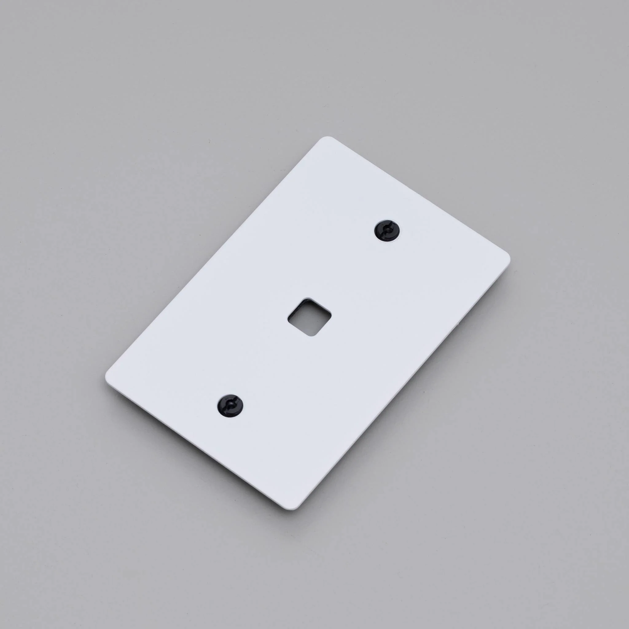 1G WALL PLATE / DIMMER OR TOGGLE - Image 9
