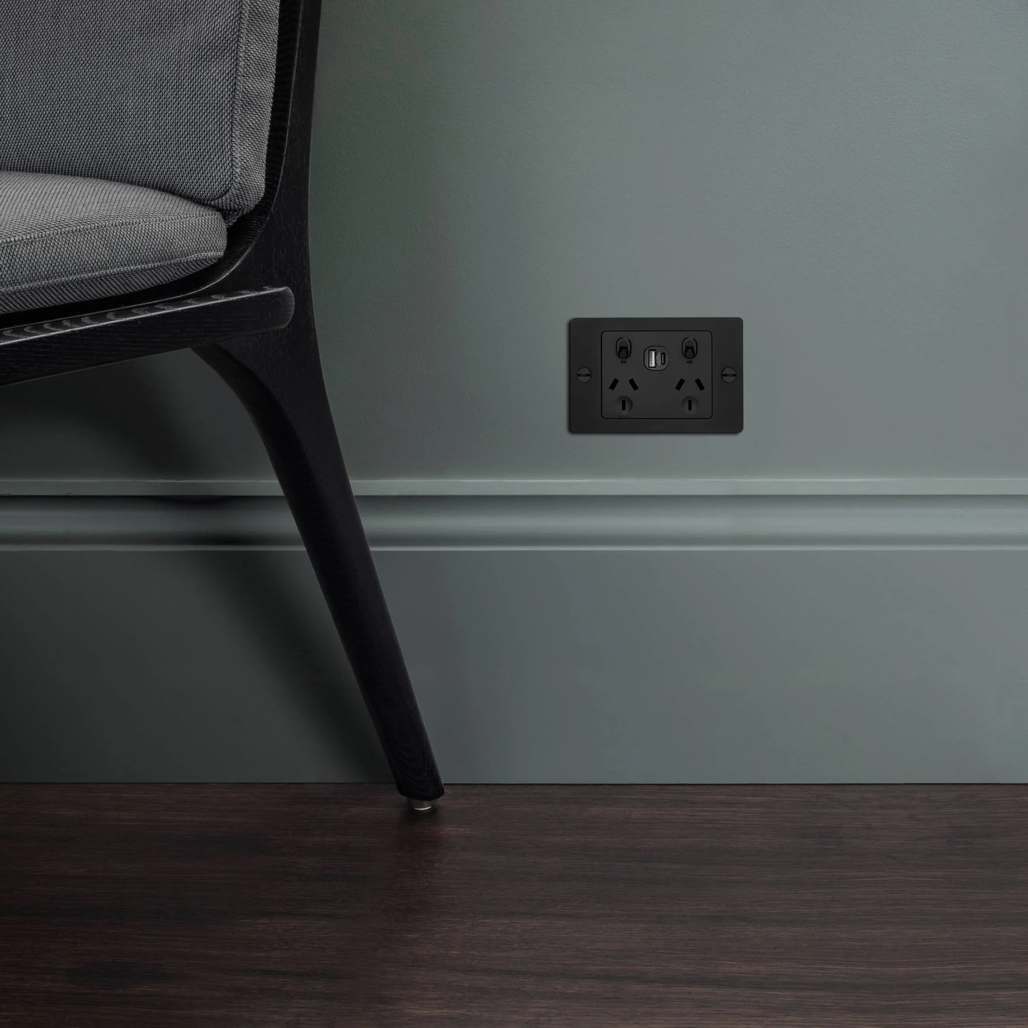 2G GPO SOCKET / USB A+C / WITHOUT LOGO / CROSS - Image 3