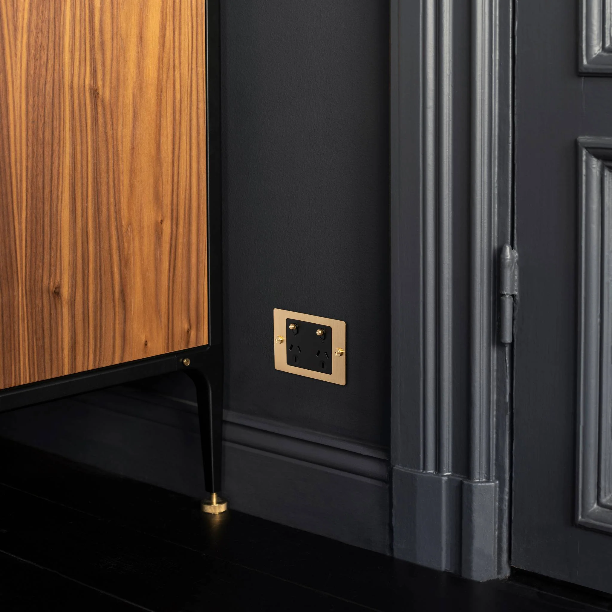 2G GPO SOCKET / WITHOUT LOGO / CROSS - Image 6