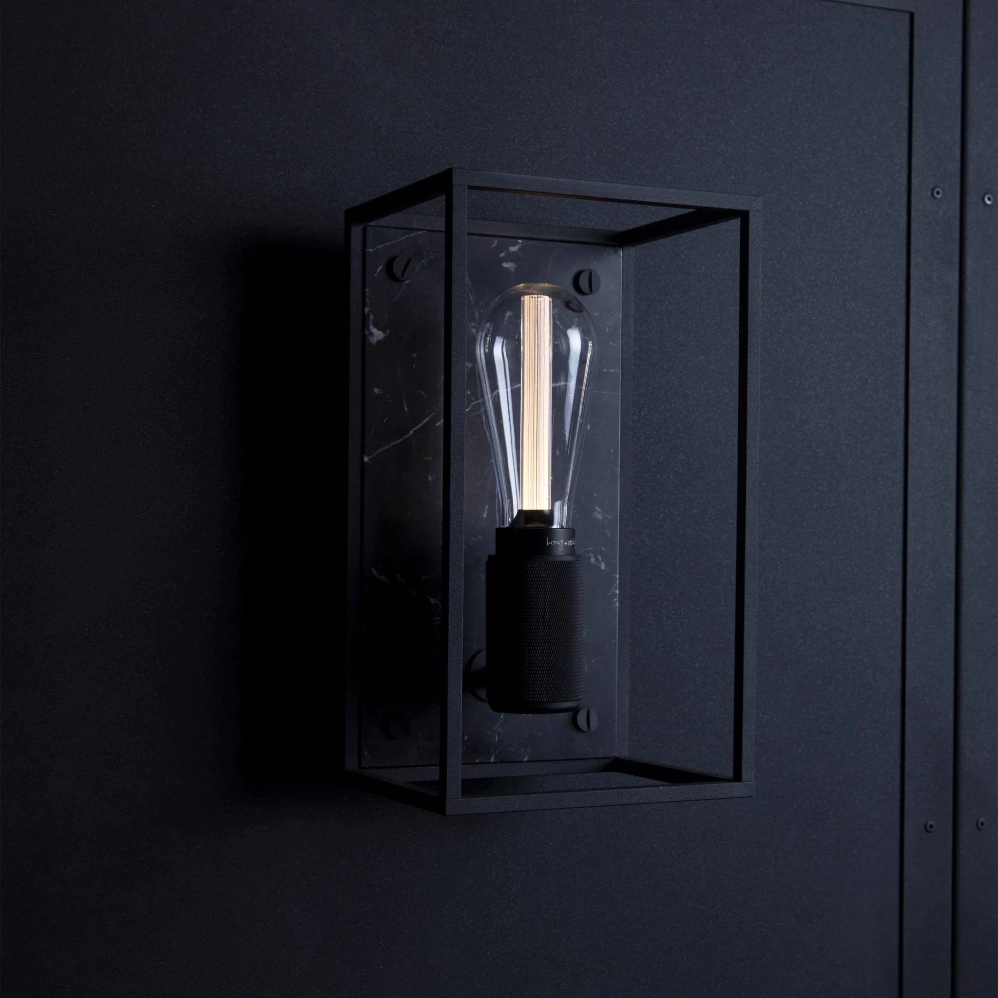 CAGED WALL / MEDIUM / CROSS - Image 3