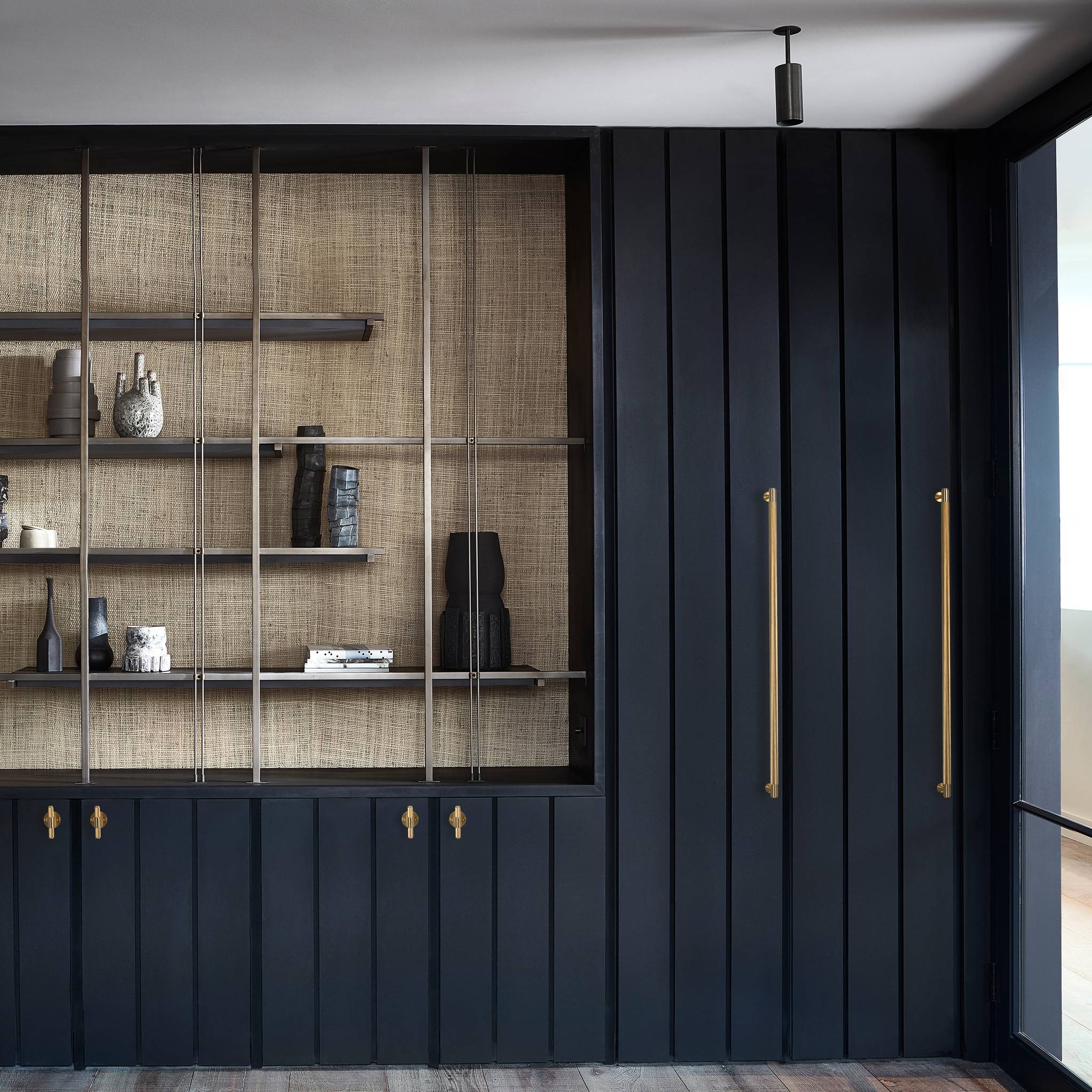 CLOSET BAR / CROSS - Image 14