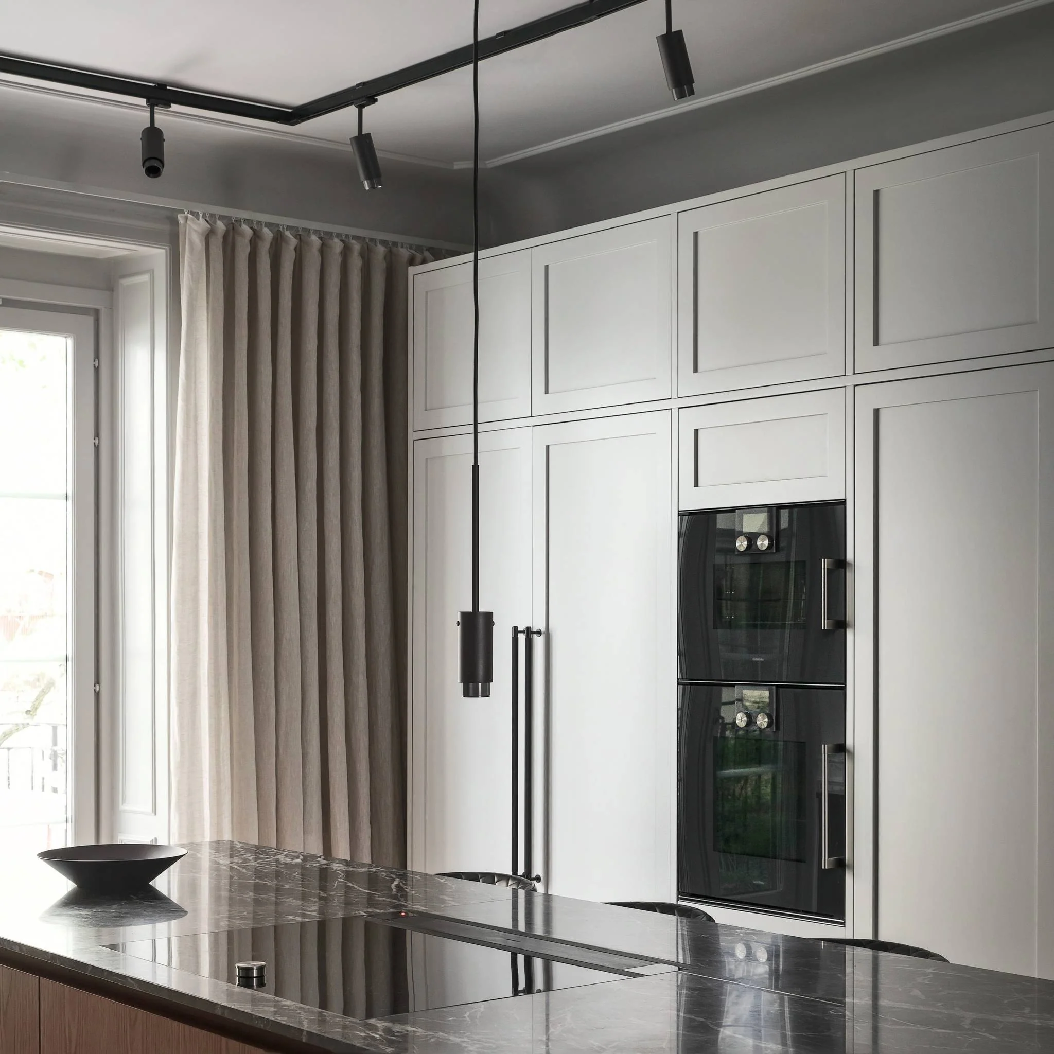 CLOSET BAR / CROSS - Image 17