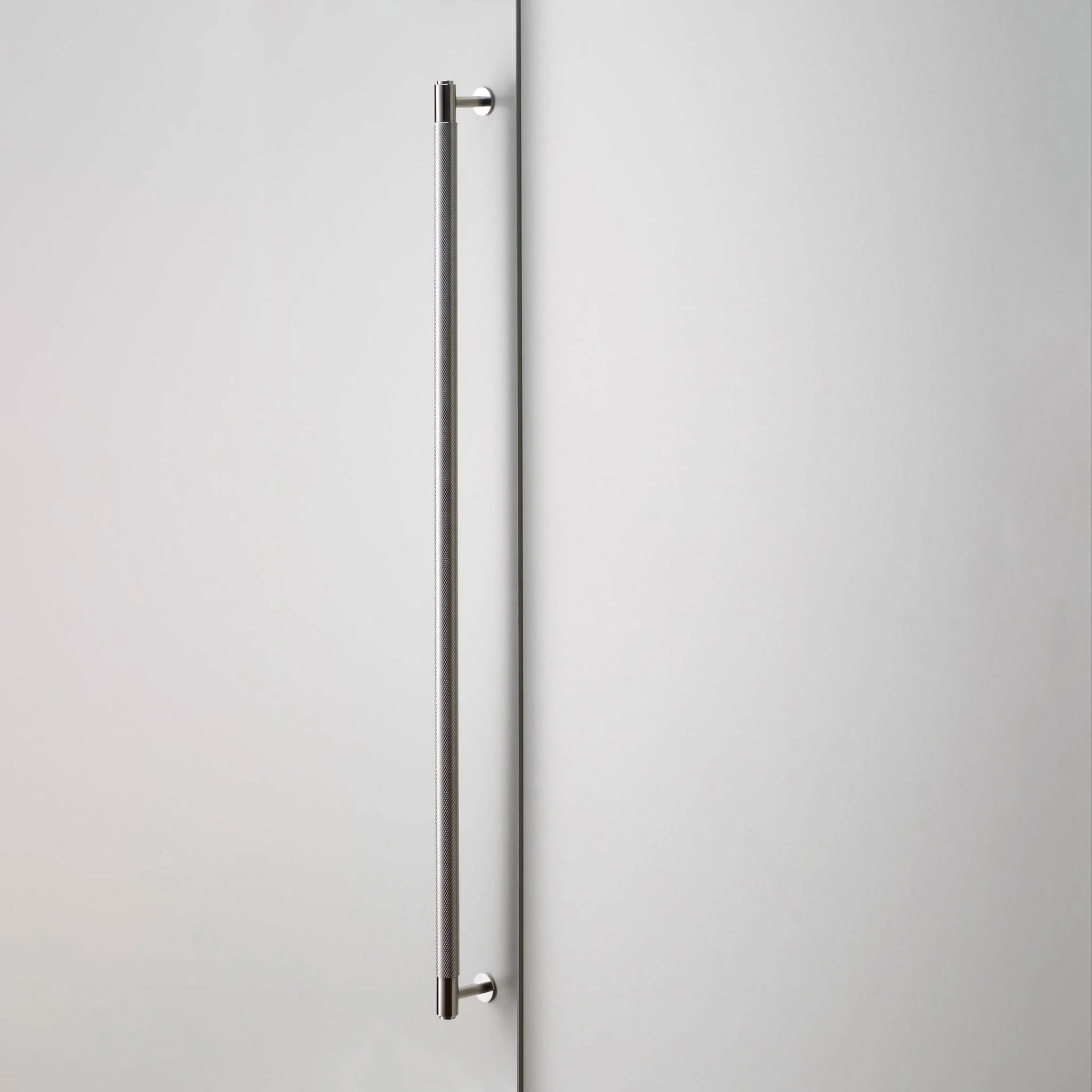 CLOSET BAR / CROSS - Image 26