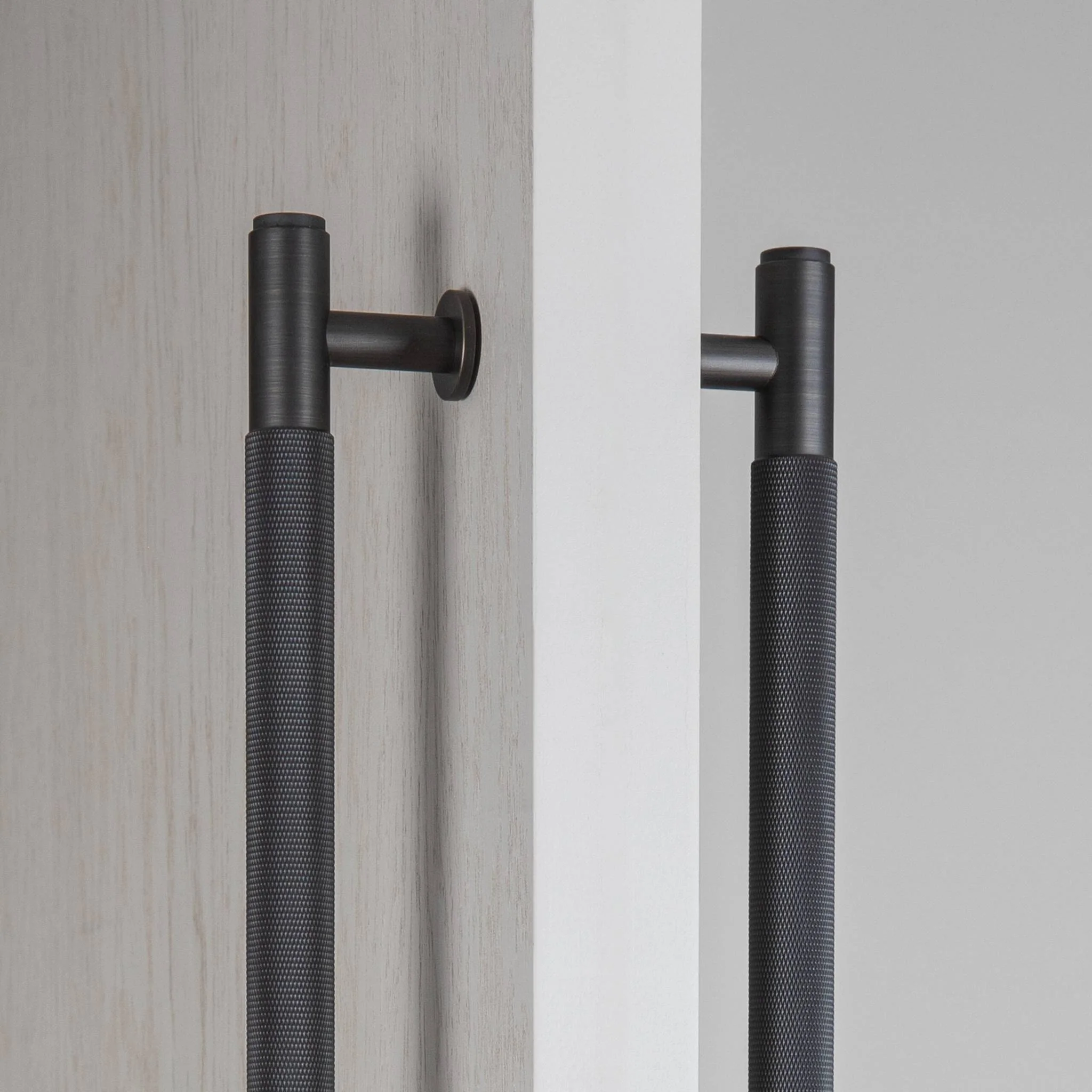 CLOSET BAR / DOUBLE-SIDED / CROSS - Image 8