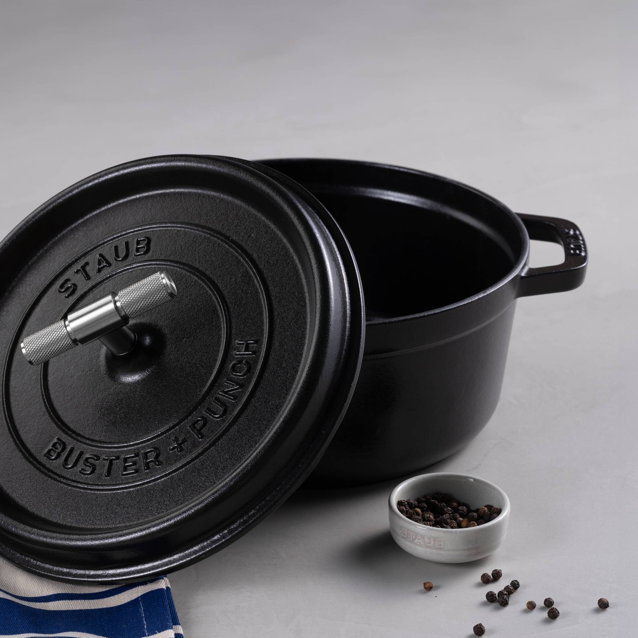 COCOTTE / 11.02 INCHES / CROSS / STAUB / BLACK - Image 16