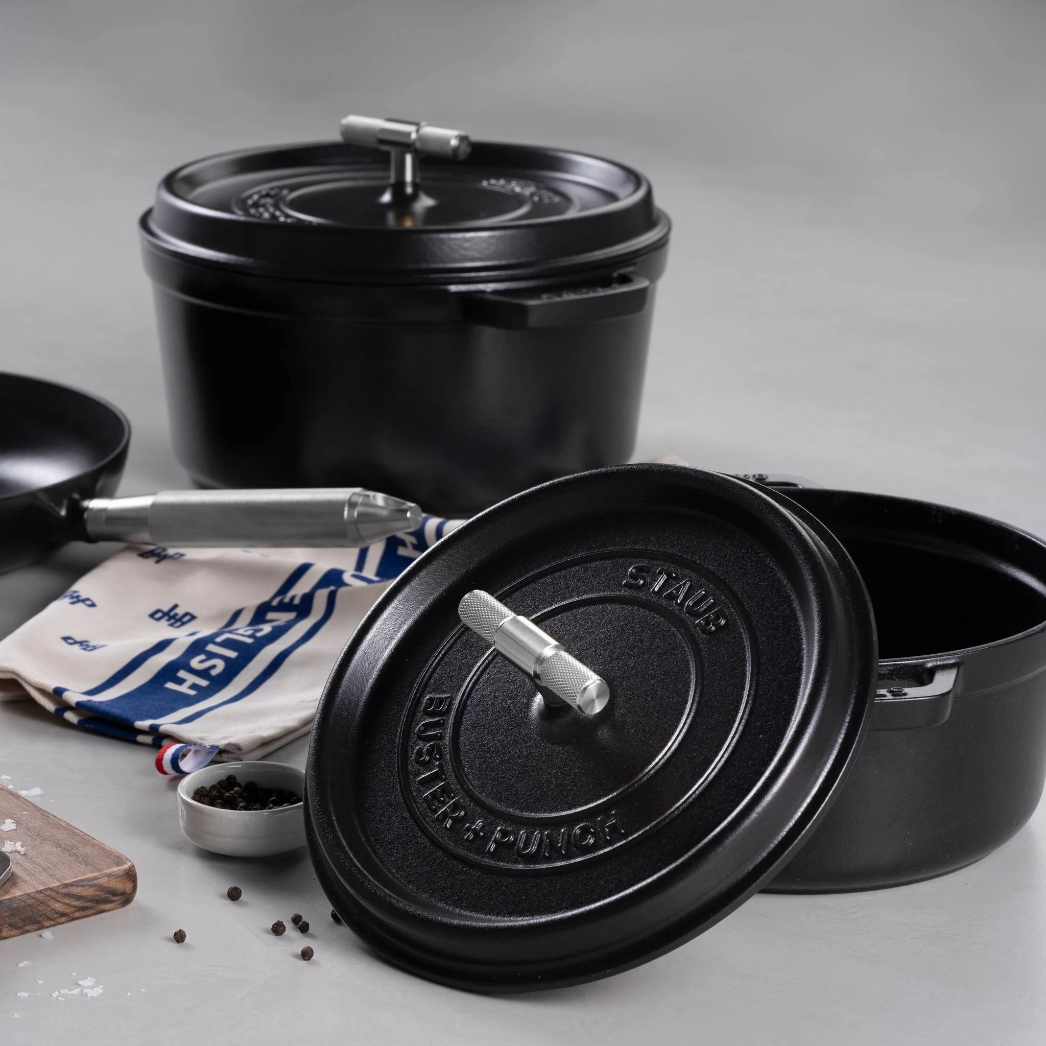 COCOTTE / 11.02 INCHES / CROSS / STAUB / BLACK - Image 17