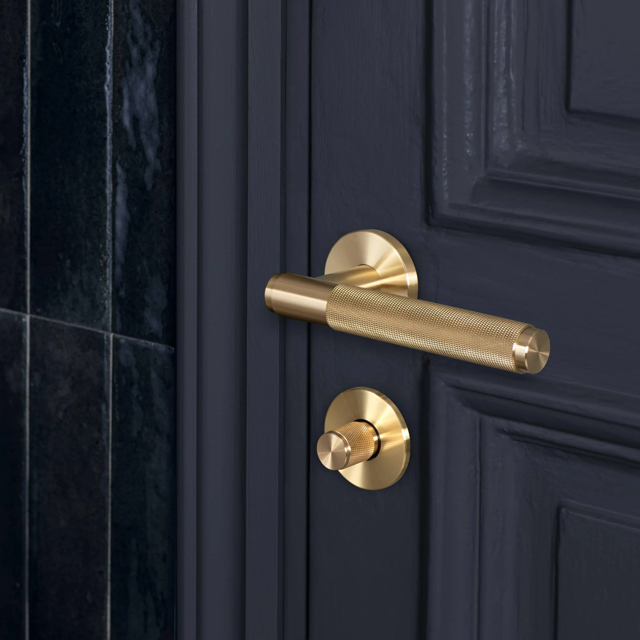 UK DOOR HANDLE / CROSS / SPRUNG - Image 12