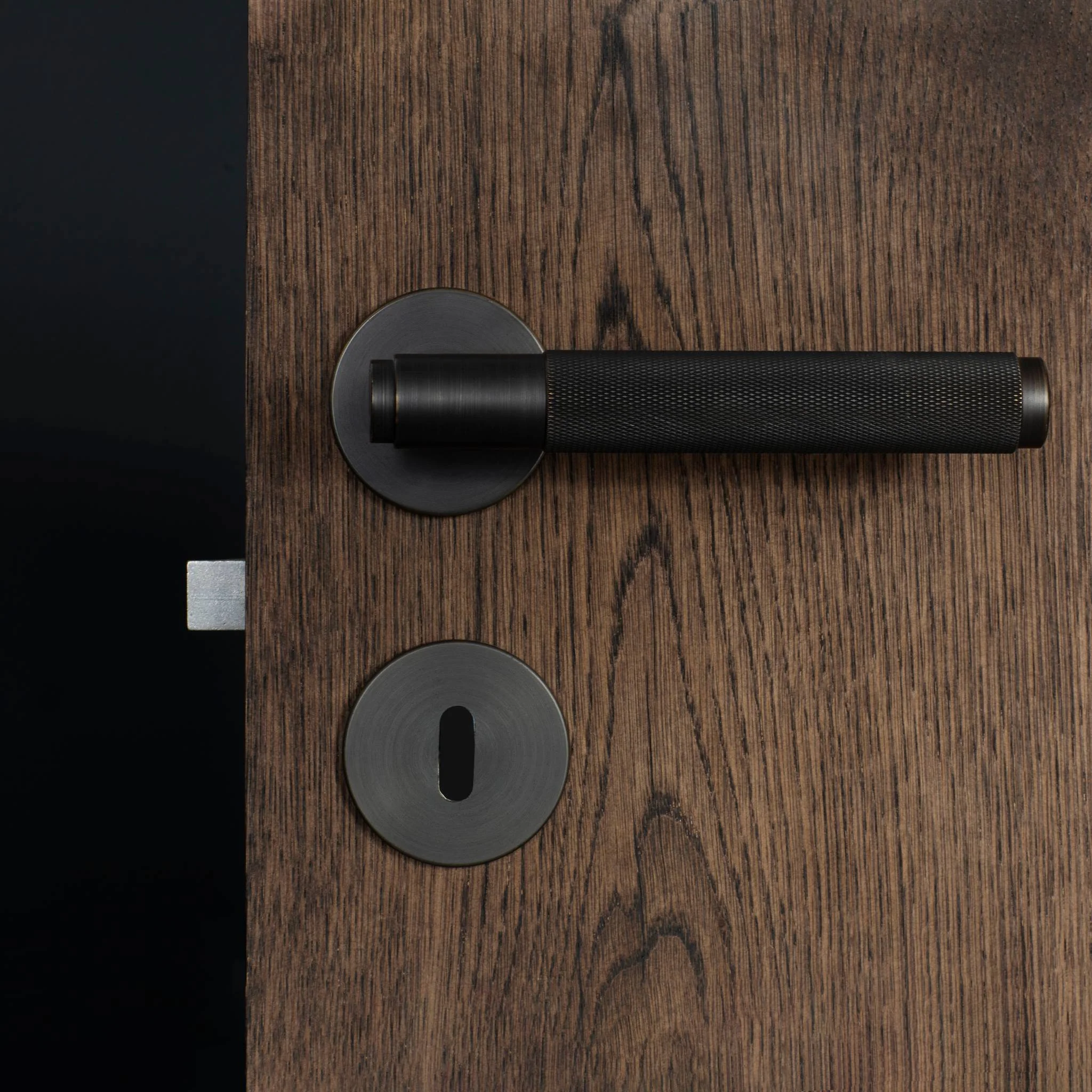 UK DOOR HANDLE / CROSS / SPRUNG - Image 16