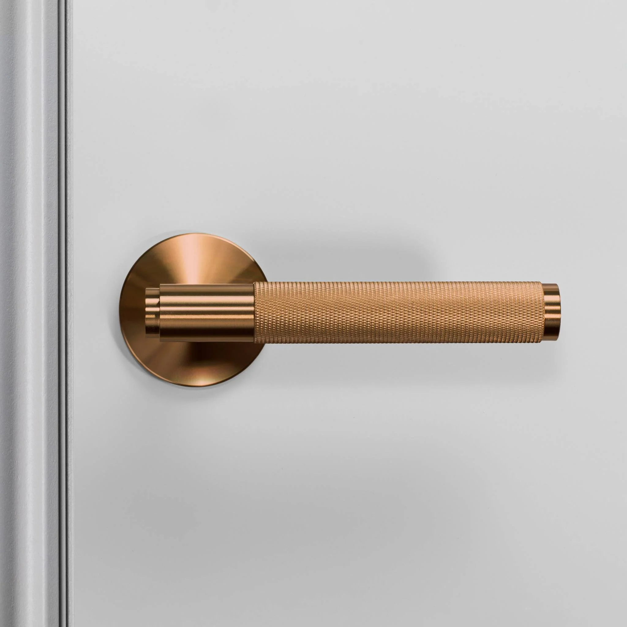 UK DOOR HANDLE / CROSS / SPRUNG - Image 24