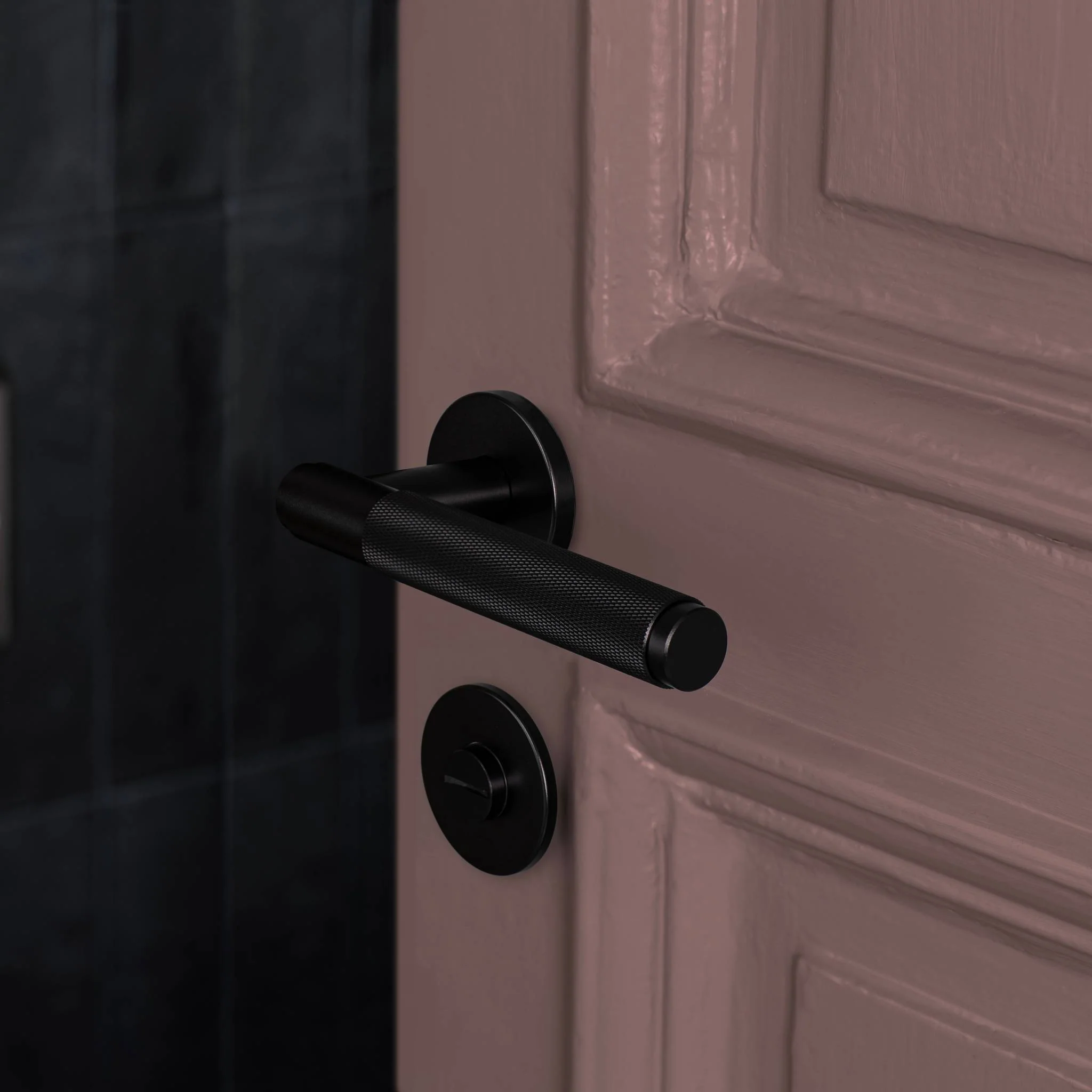 UK DOOR HANDLE / CROSS / SPRUNG - Image 3