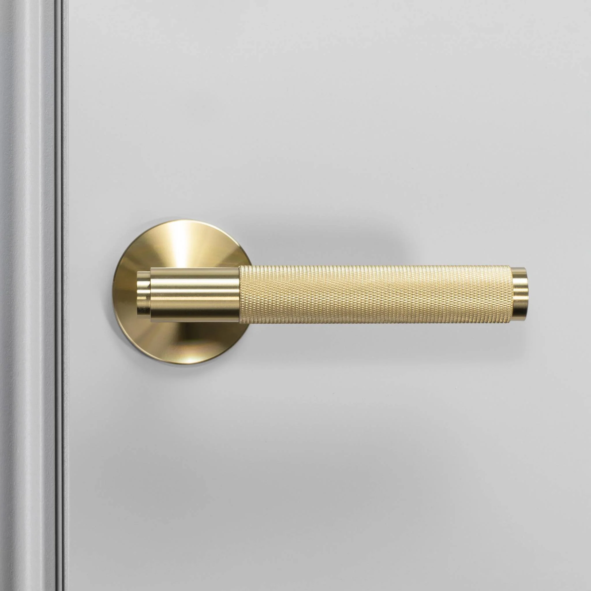 UK DOOR HANDLE / CROSS / SPRUNG - Image 6