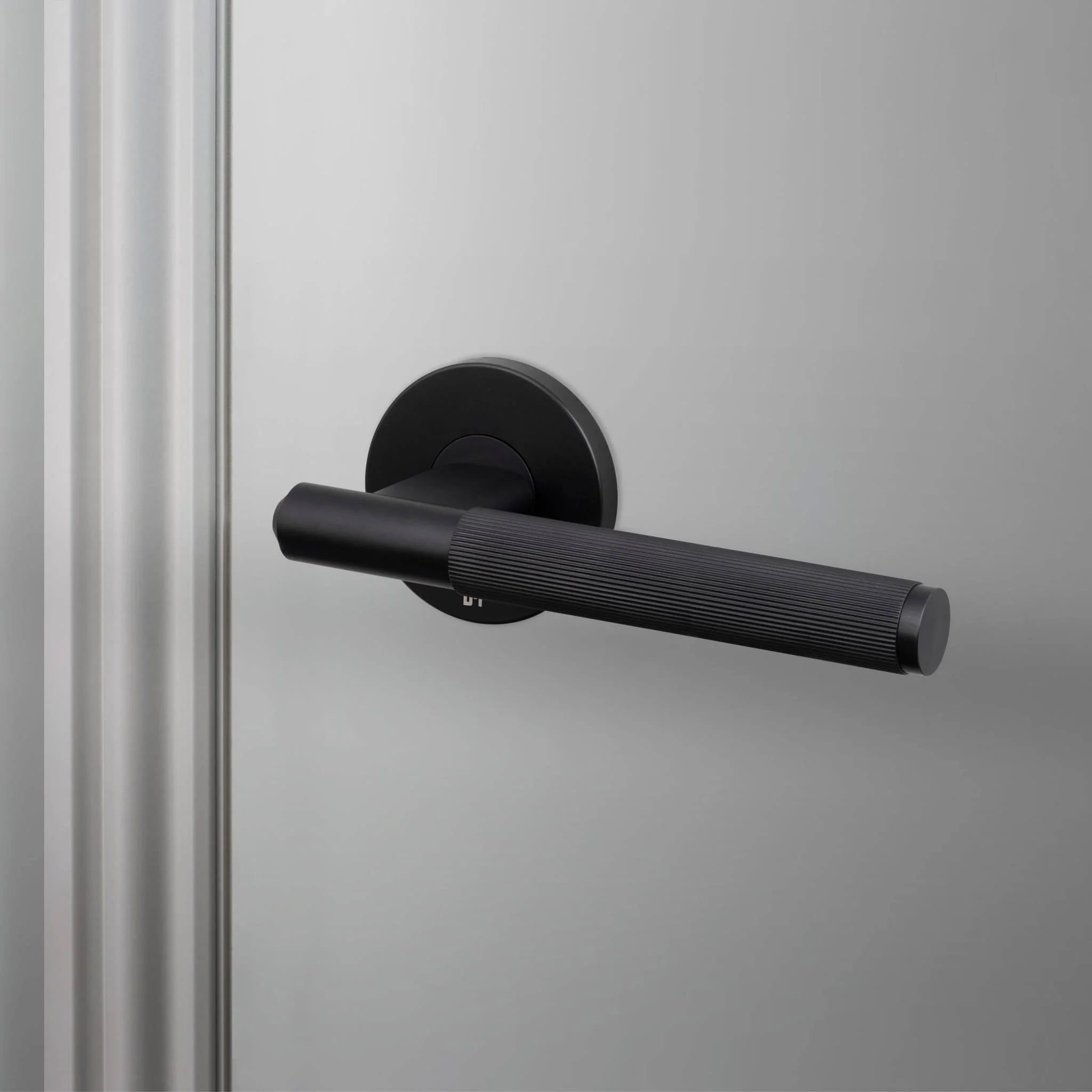 ANZ DOOR HANDLE SET / SPRUNG / LINEAR / PASSAGE - Image 12