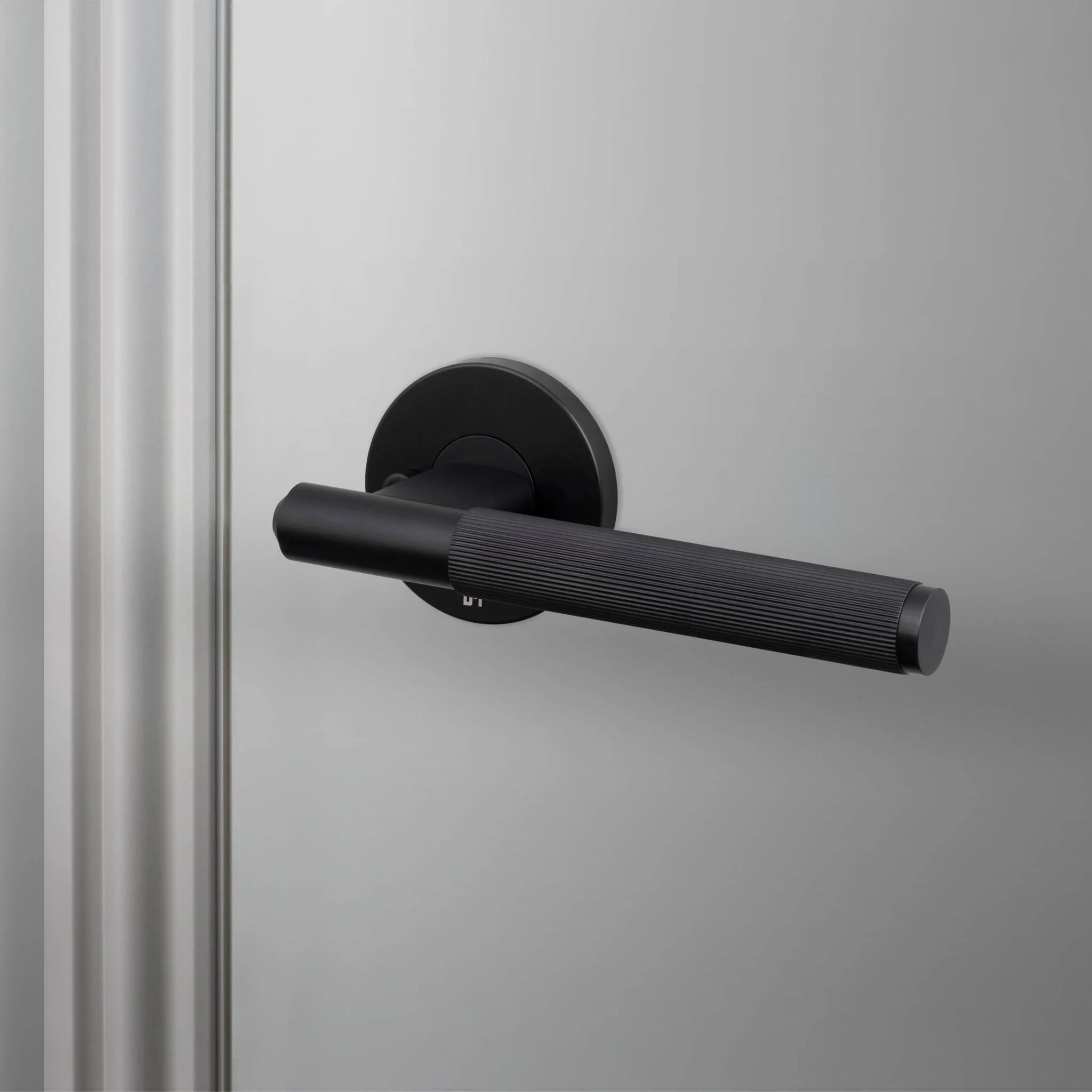 ANZ DOOR HANDLE SET / SPRUNG / LINEAR / PRIVACY - Image 12