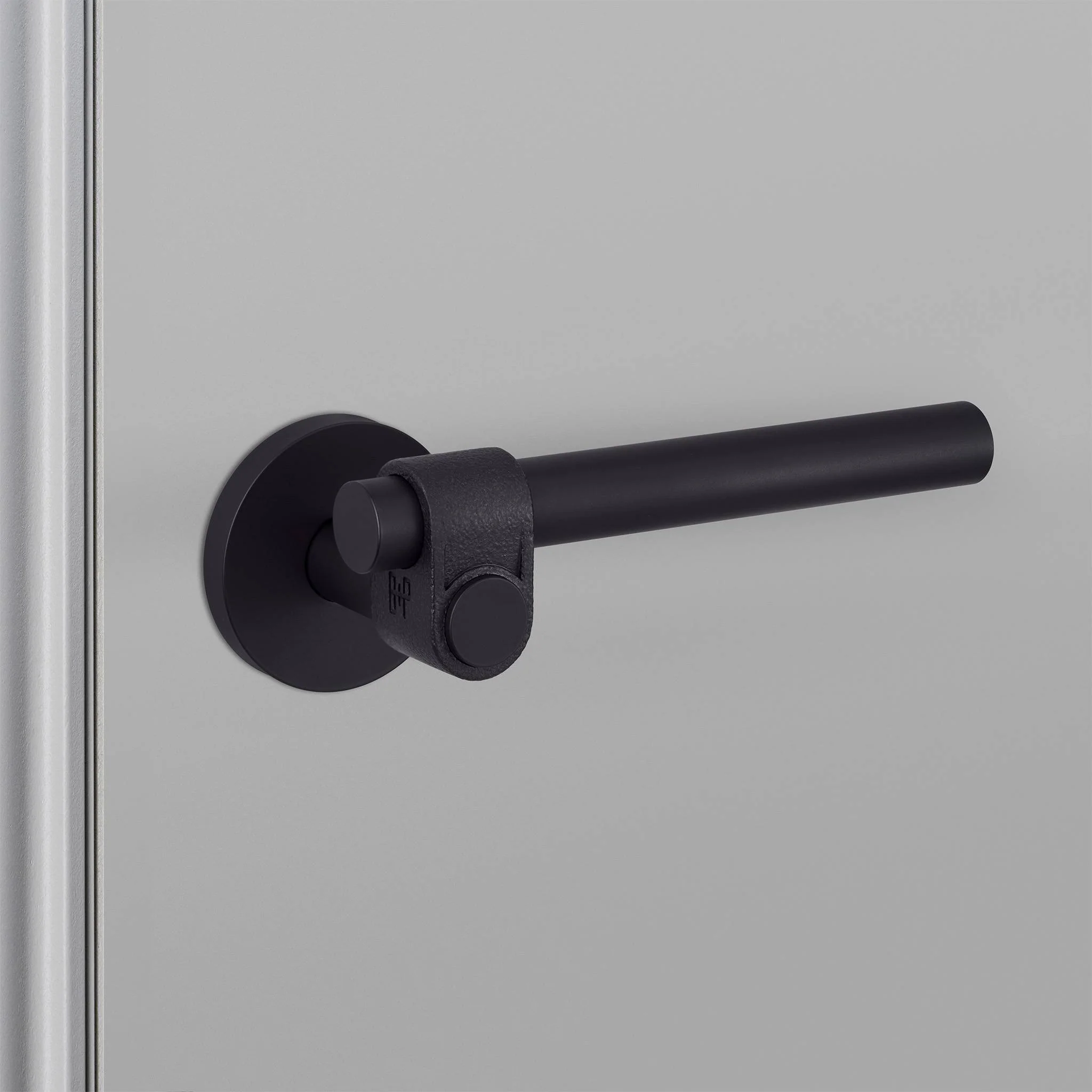 DOOR HANDLE SET / CAST / SPRUNG / LATCH INCLUDED - Image 12