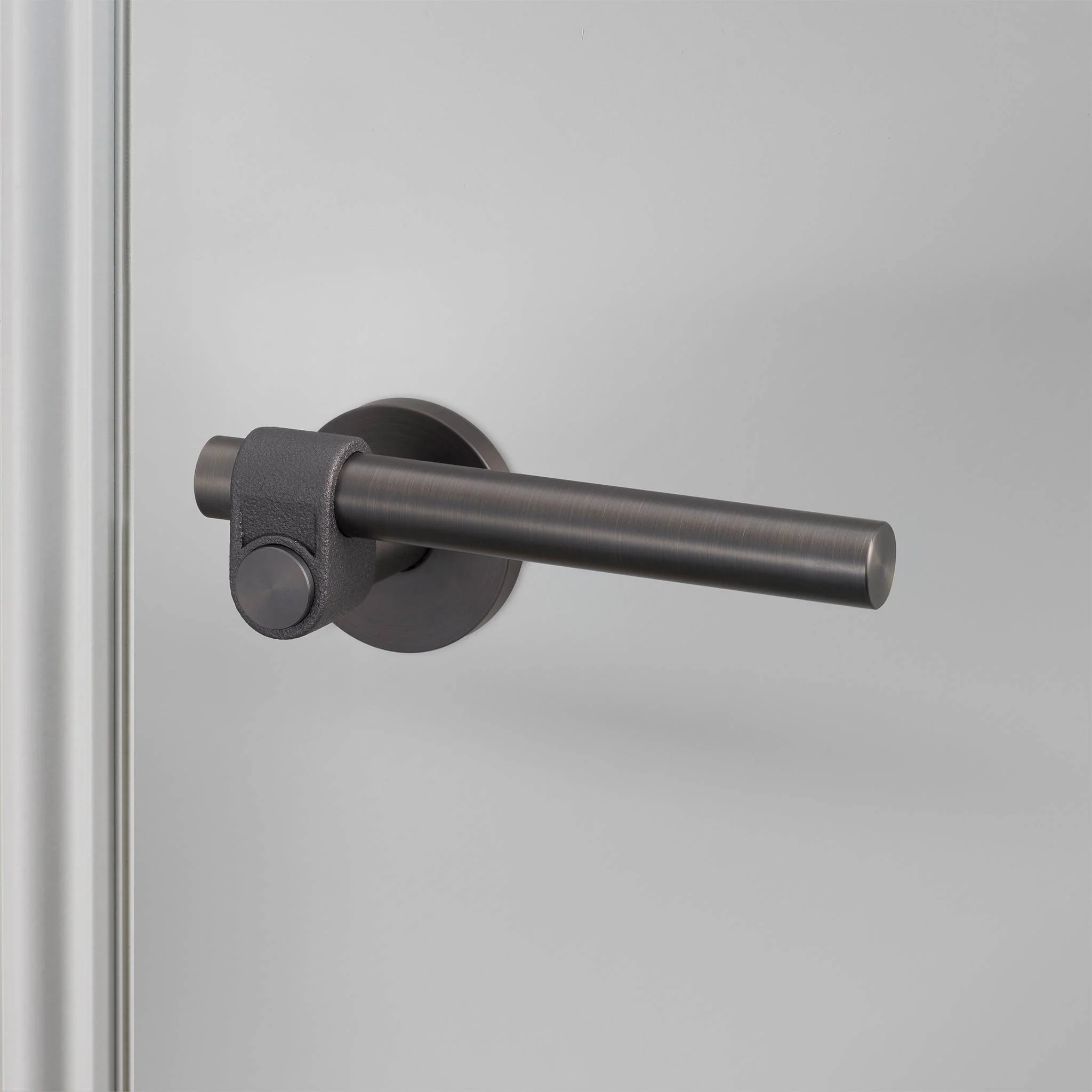 DOOR HANDLE SET / CAST / SPRUNG / LATCH INCLUDED - Image 4
