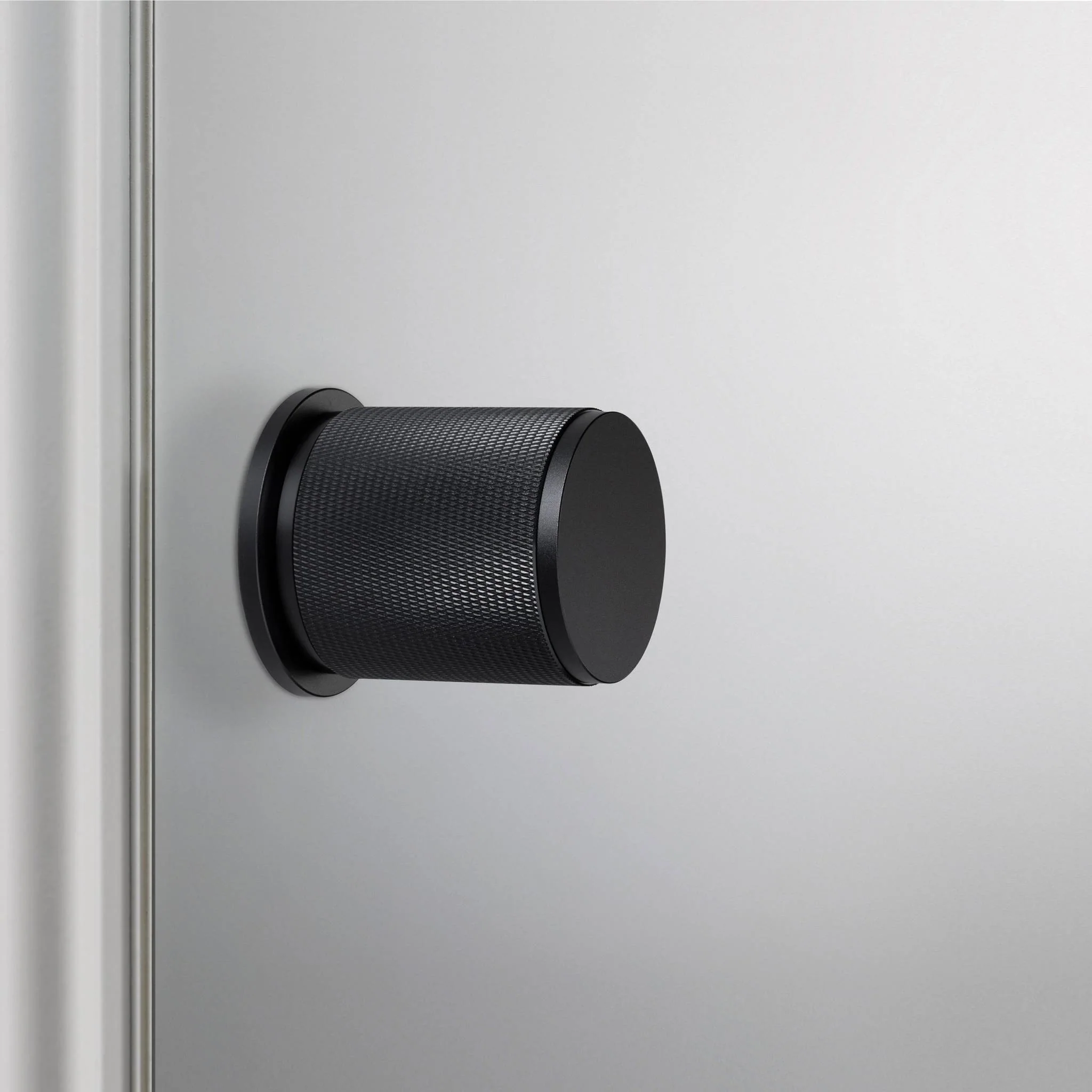 DOOR KNOB SET / CROSS - Image 3