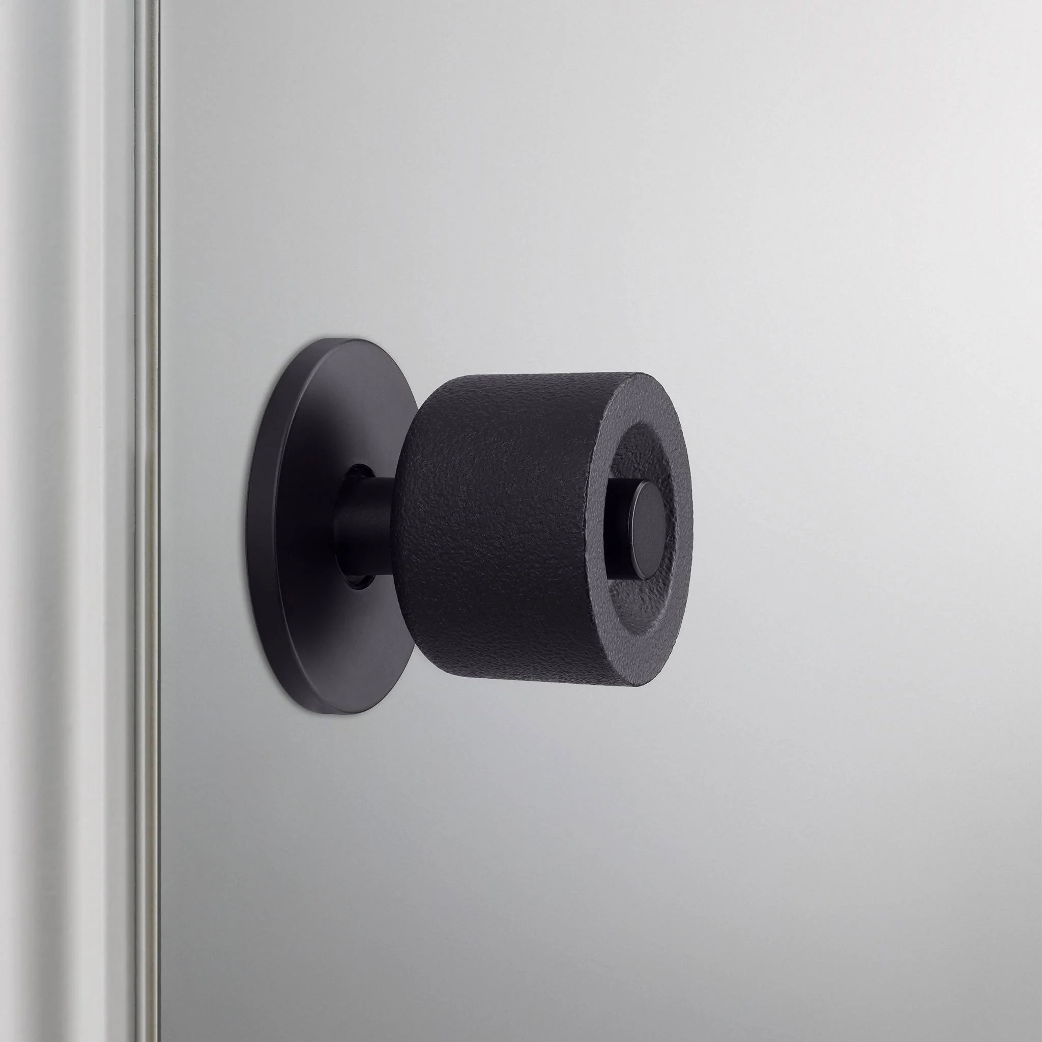 DOOR KNOB SET / CAST / LATCH INCLUDED - Image 13
