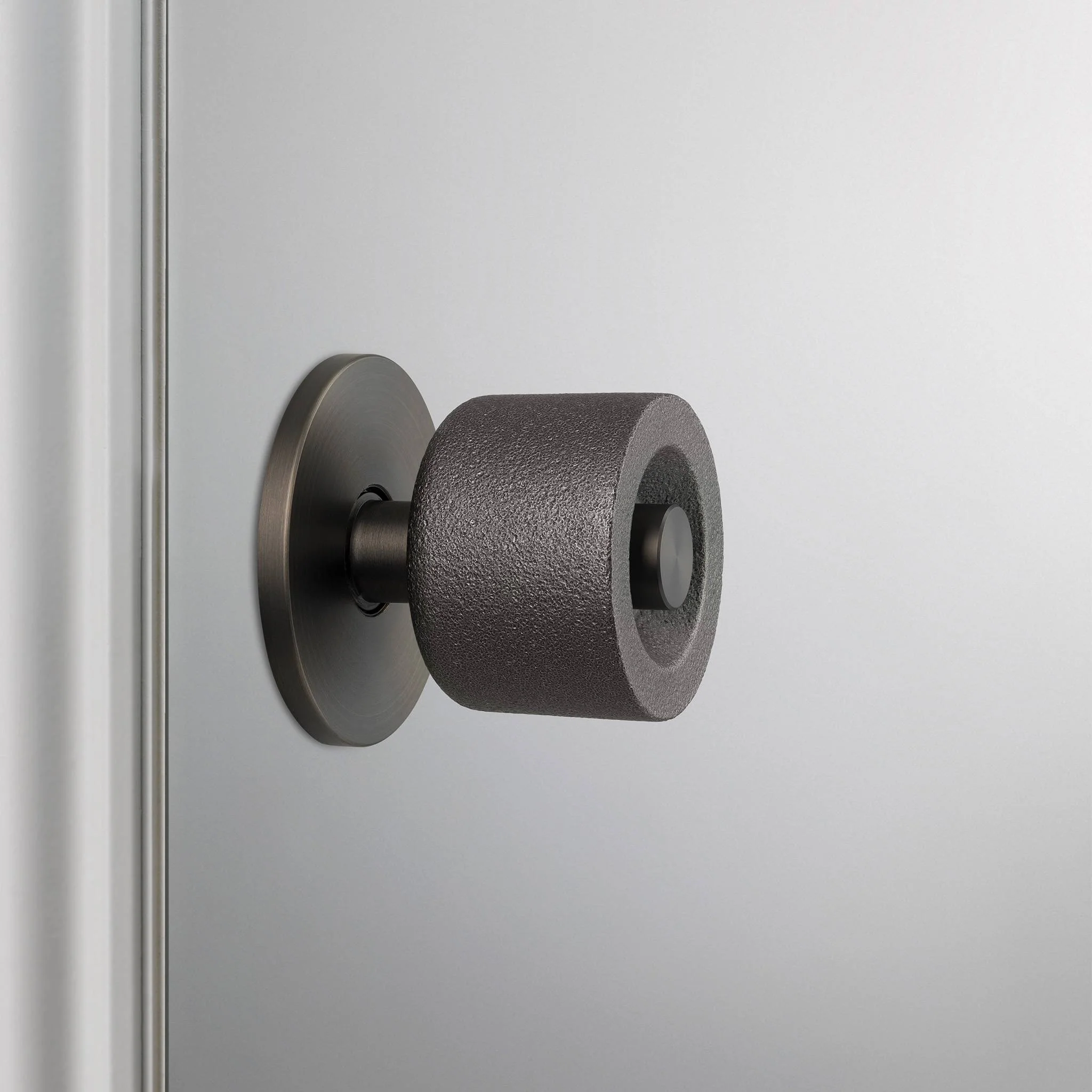 DOOR KNOB SET / CAST / LATCH INCLUDED - Image 6