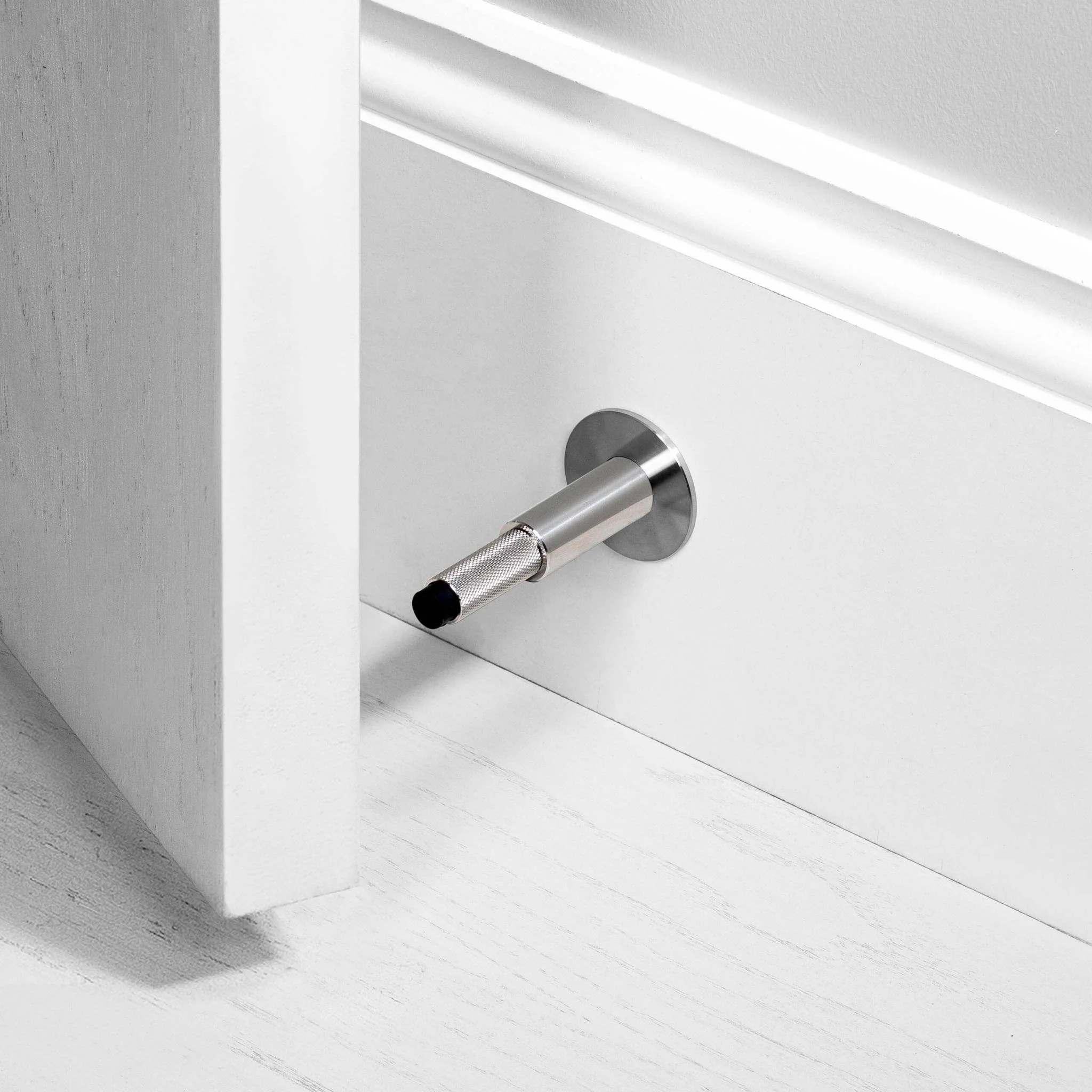 DOOR STOP / WALL / CROSS - Image 11