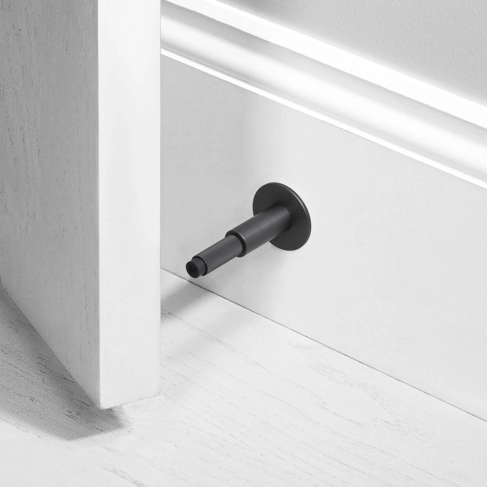 DOOR STOP / WALL / CROSS - Image 7