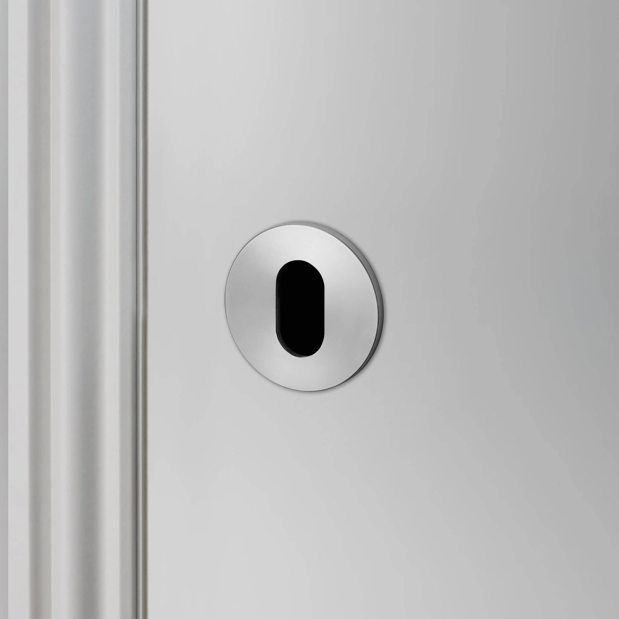 ESCUTCHEON PLATE / OVAL - Image 3