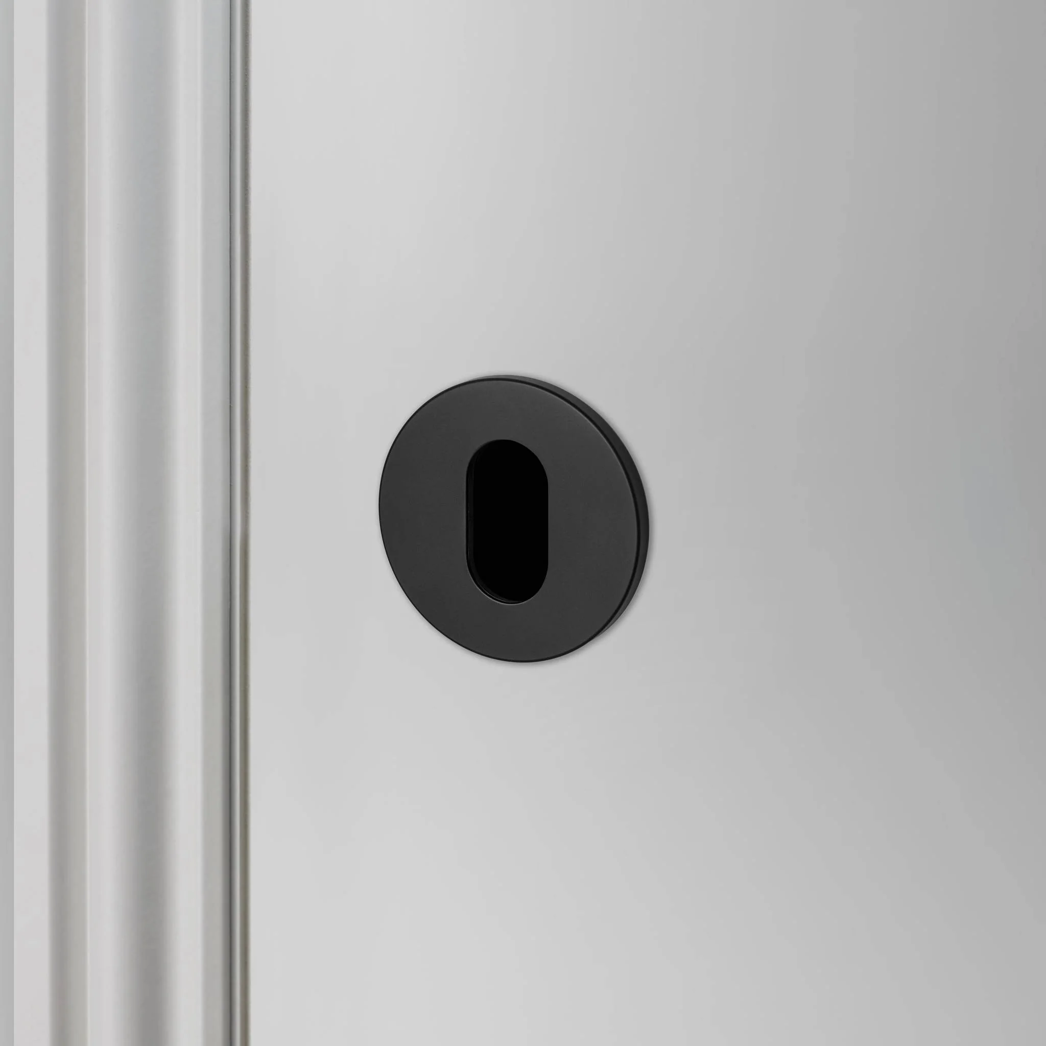 ESCUTCHEON PLATE / OVAL - Image 4