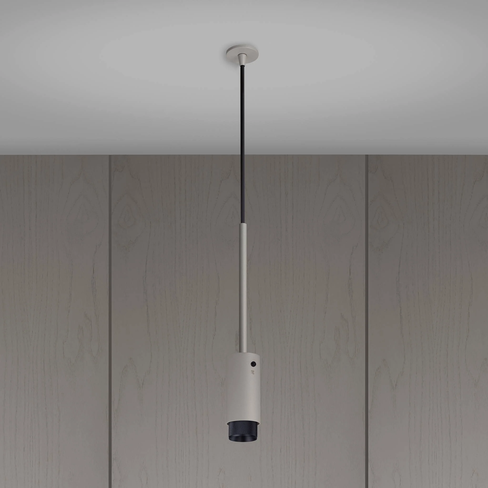 EXHAUST PENDANT / CROSS / STONE - Image 2