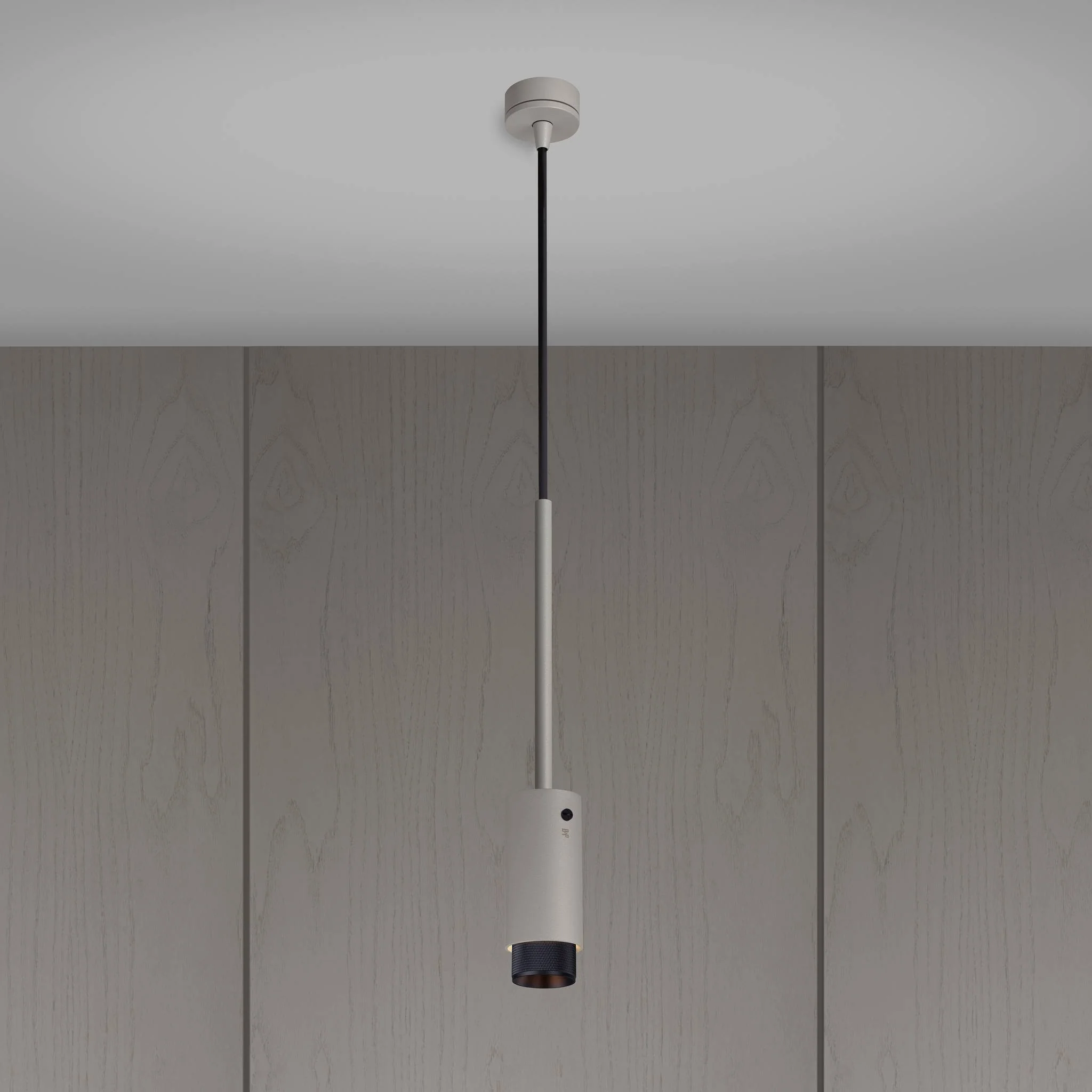 EXHAUST PENDANT / CROSS / STONE - Image 3