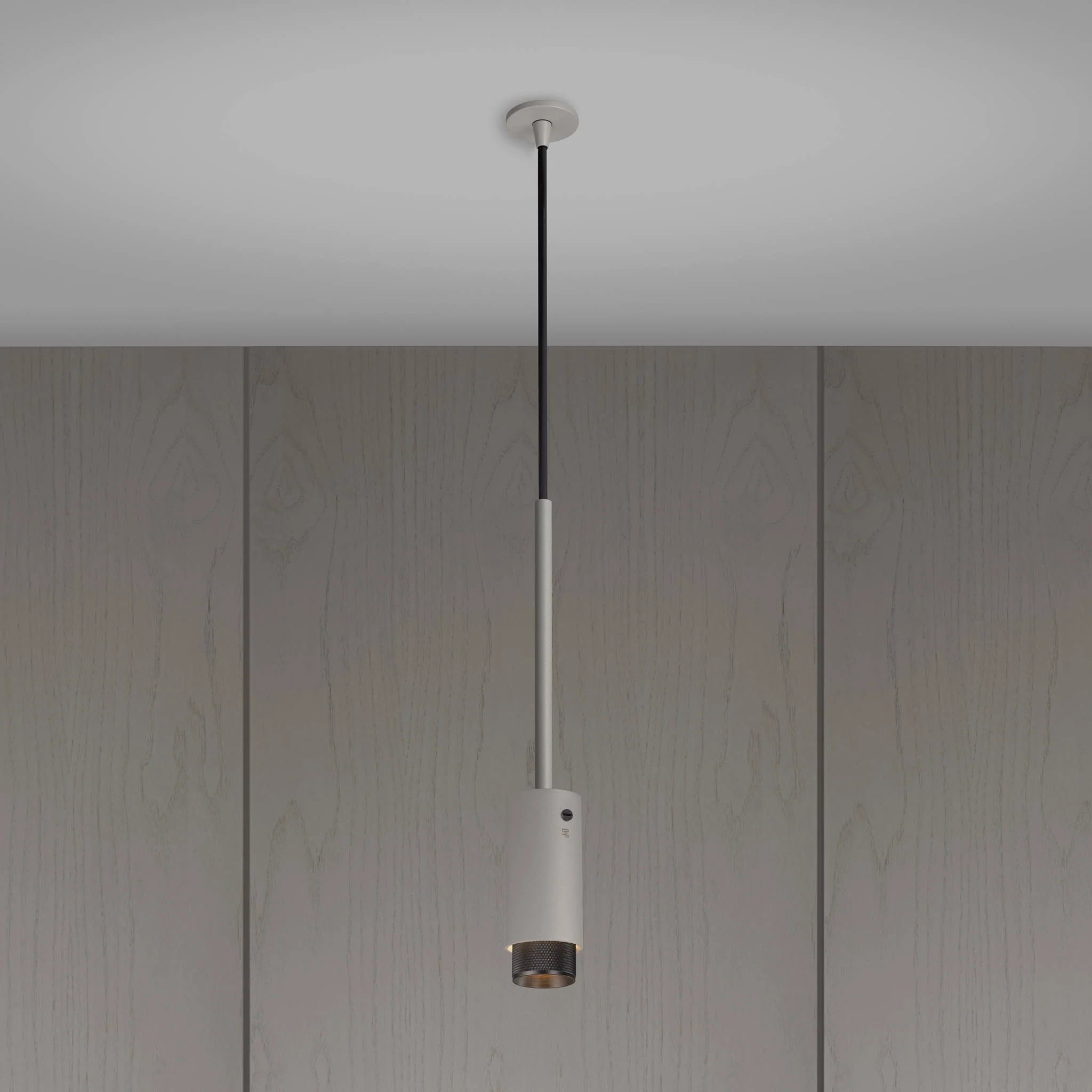 EXHAUST PENDANT / CROSS / STONE - Image 9