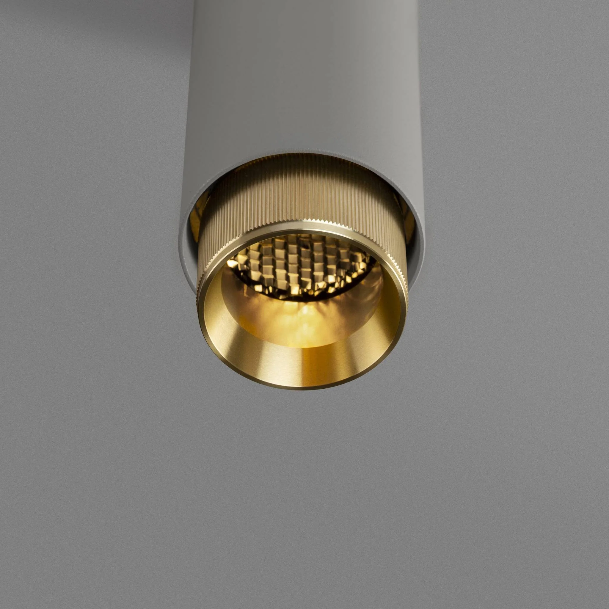 EXHAUST PENDANT / LINEAR  / STONE - Image 3