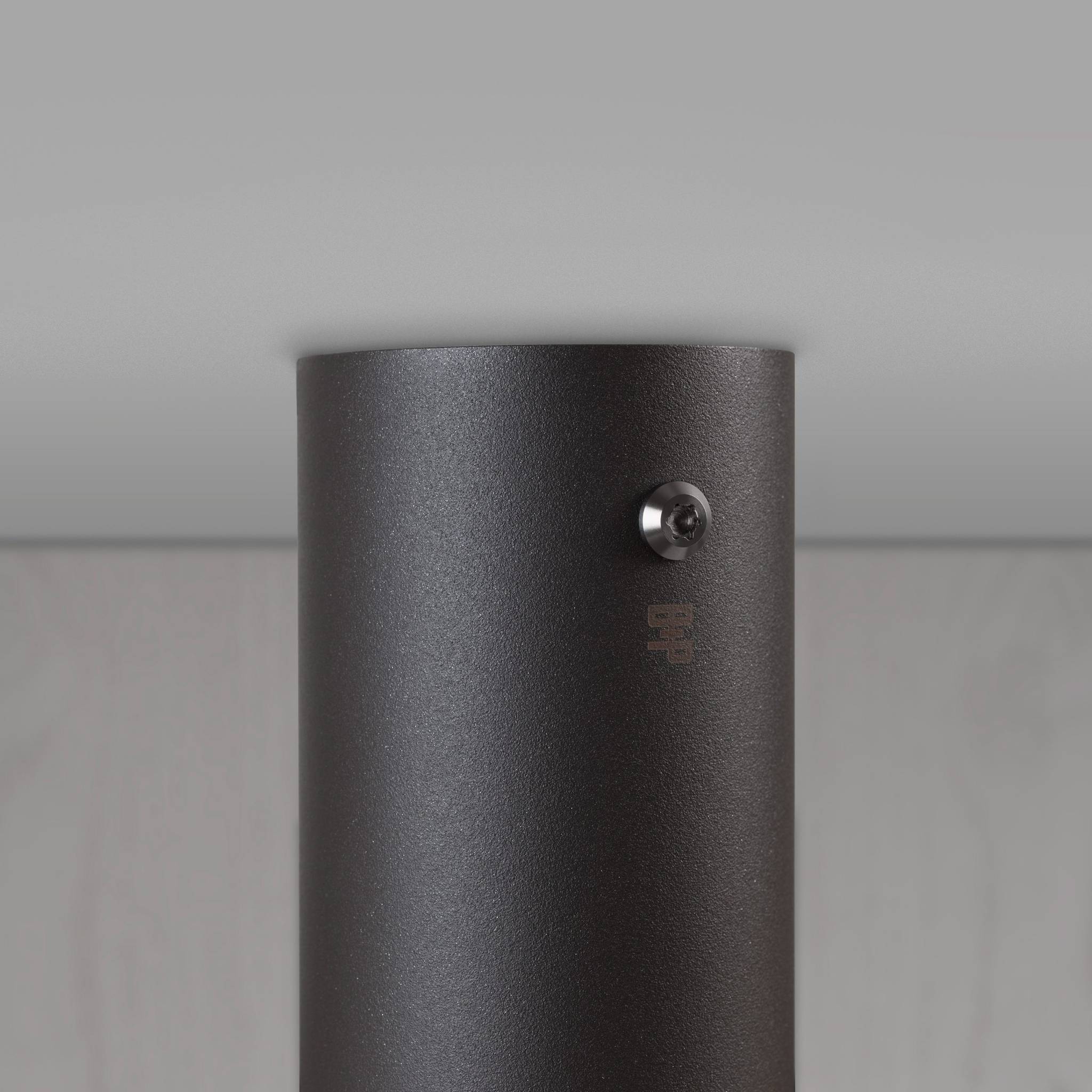 EXHAUST SURFACE / LINEAR  / GRAPHITE - Image 18