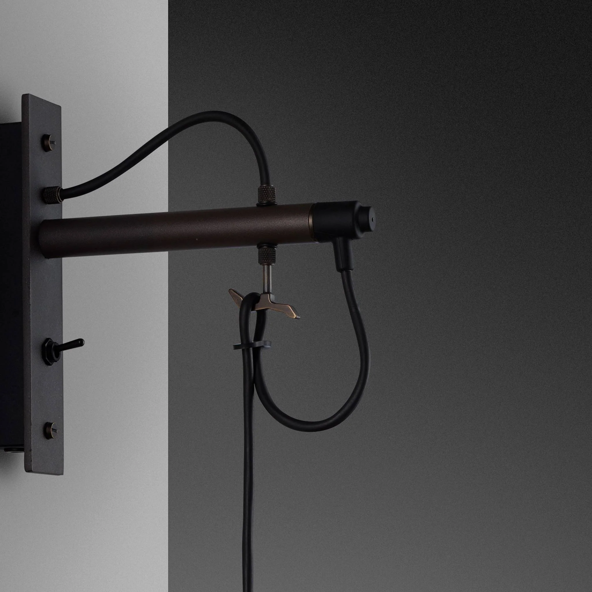 HOOKED WALL / CROSS / NUDE / GRAPHITE - Image 19