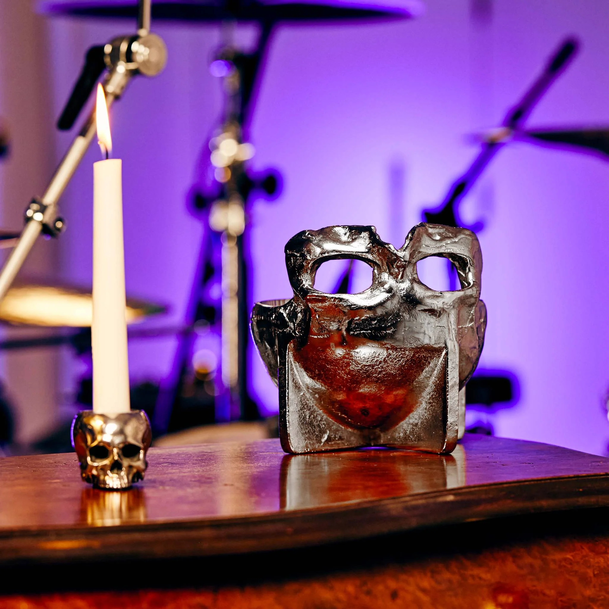 SKULL BOWL / TRAVIS BARKER - Image 11