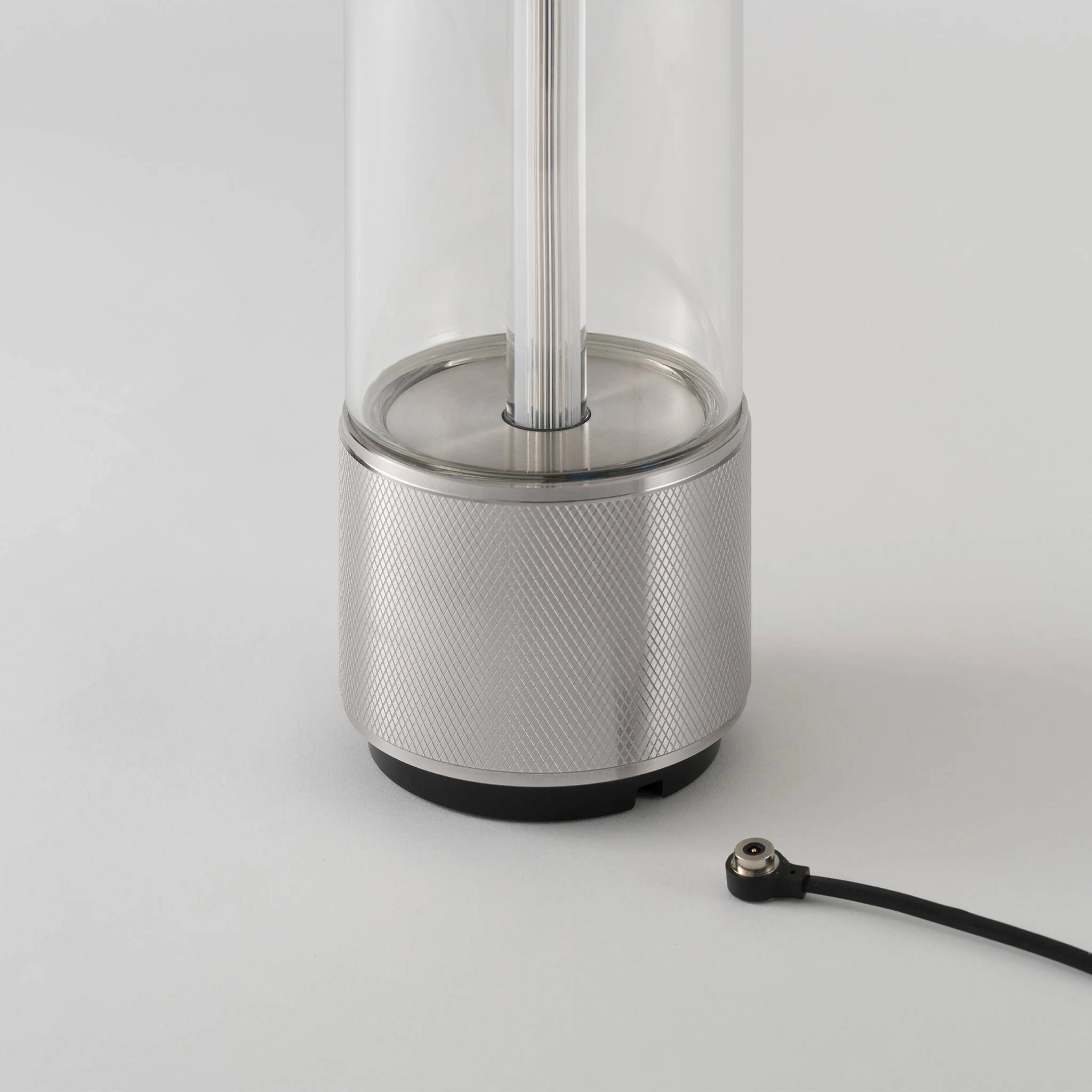 TAKEOUT / PORTABLE TABLE LIGHT - Image 13