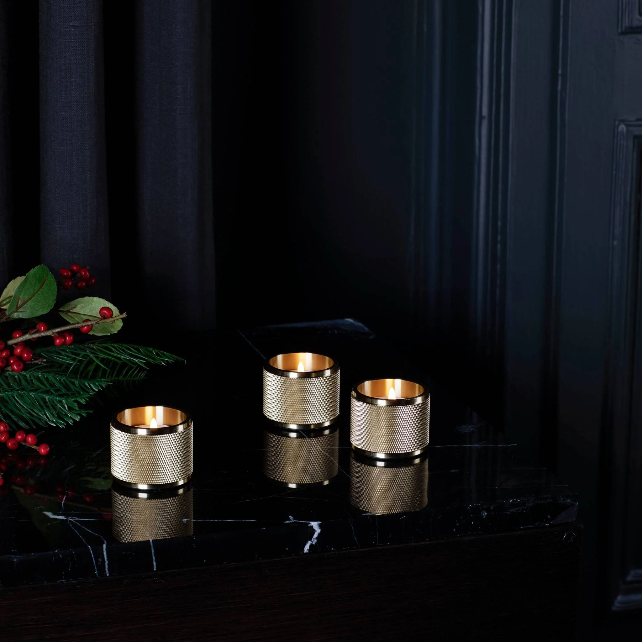 TEALIGHT CANDLE HOLDER / CROSS / SET OF 3 - Image 8